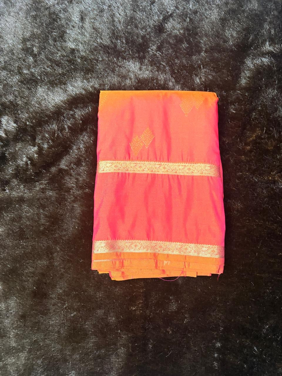 Dual-Toned Orange Semi Silk Saree with Rettu-Pettah Border/SS001