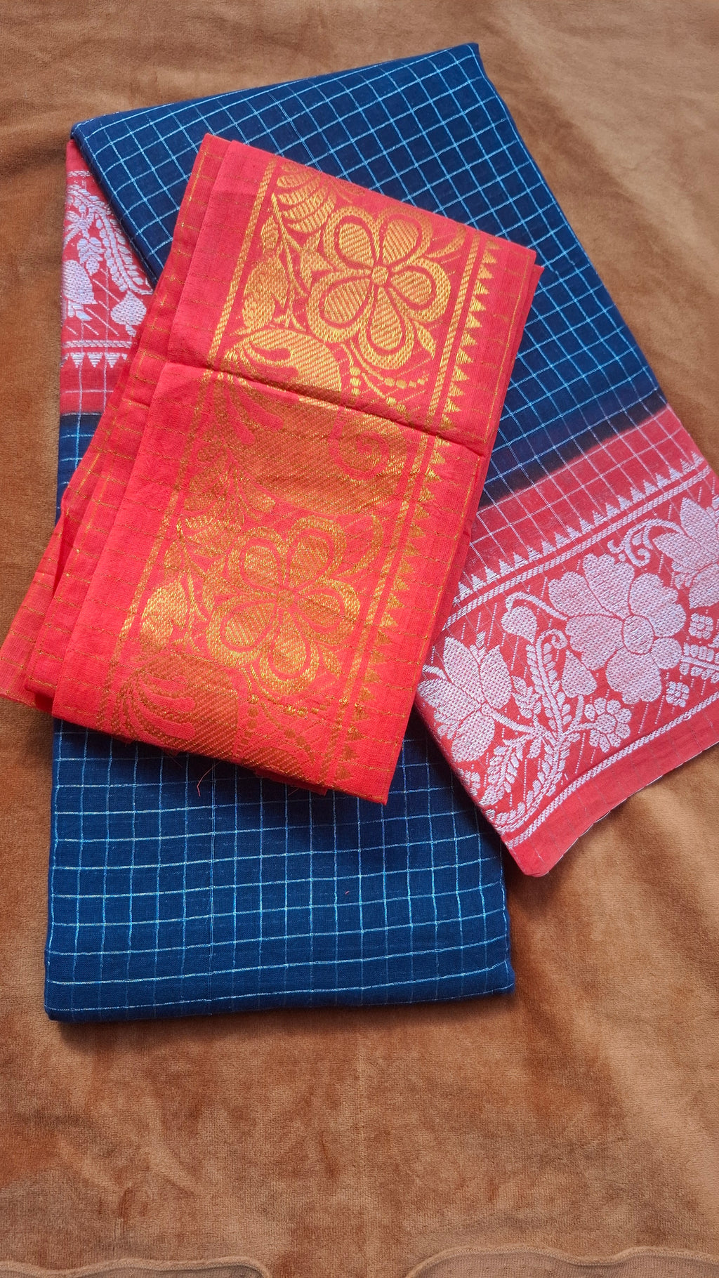 Navy Blue and Orange Sungudi Cotton Saree with Blouse Piece
