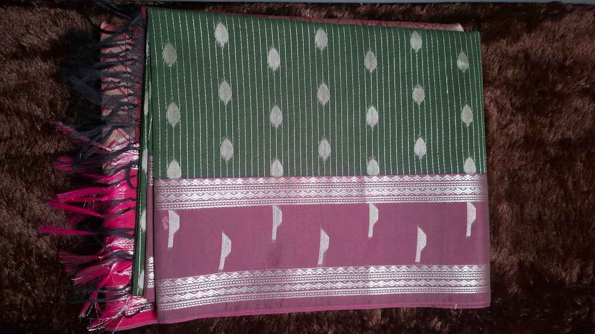 Dark Green Cotton Silk Saree with Maroon Pallu and Blouse /CS002